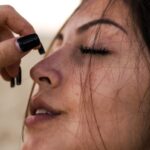 Dlaczego rzęsy się nie trzymają