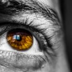 Co zrobić, żeby sztuczne rzęsy nie opadały