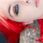 Jak dokleić kępki rzęs