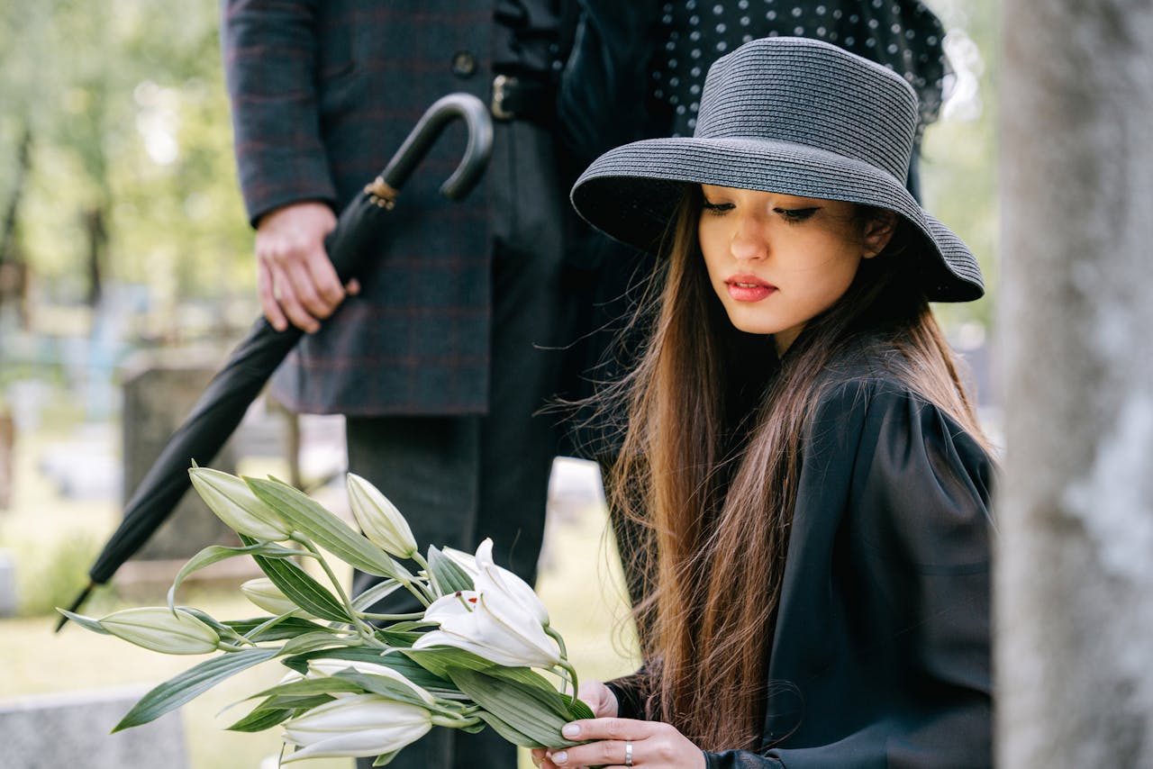 Jak się ubrać na pogrzeb jako kobieta