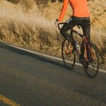 Jak się ubrać na rower latem