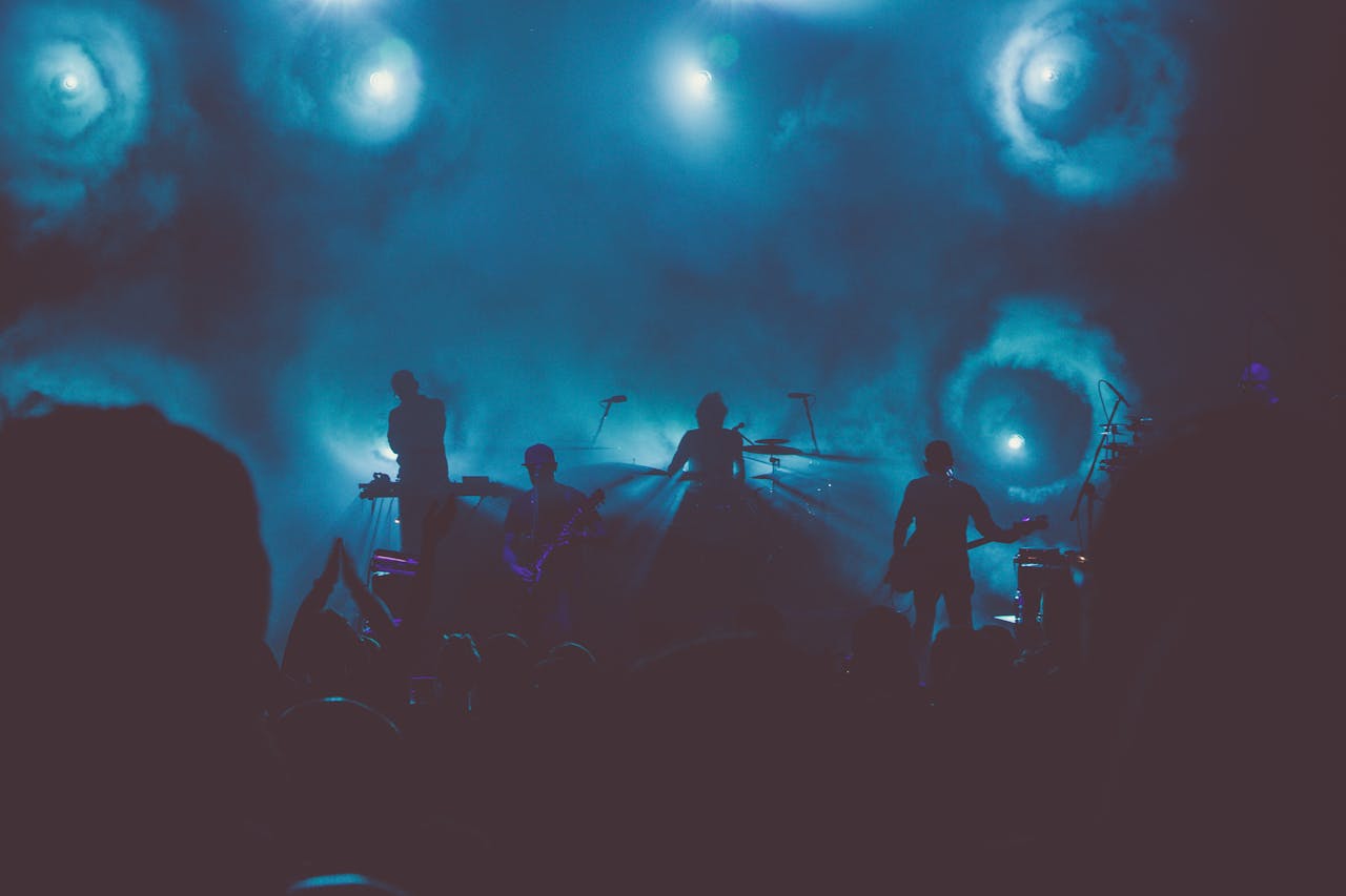 Jak się ubrać na koncert rockowy