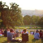 Jak się ubrać na piknik firmowy