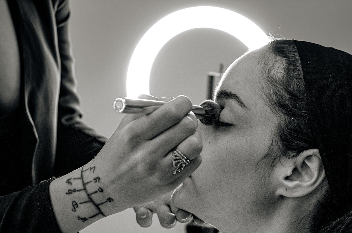 Delikatnie matowe, gładkie wykończenie skóry